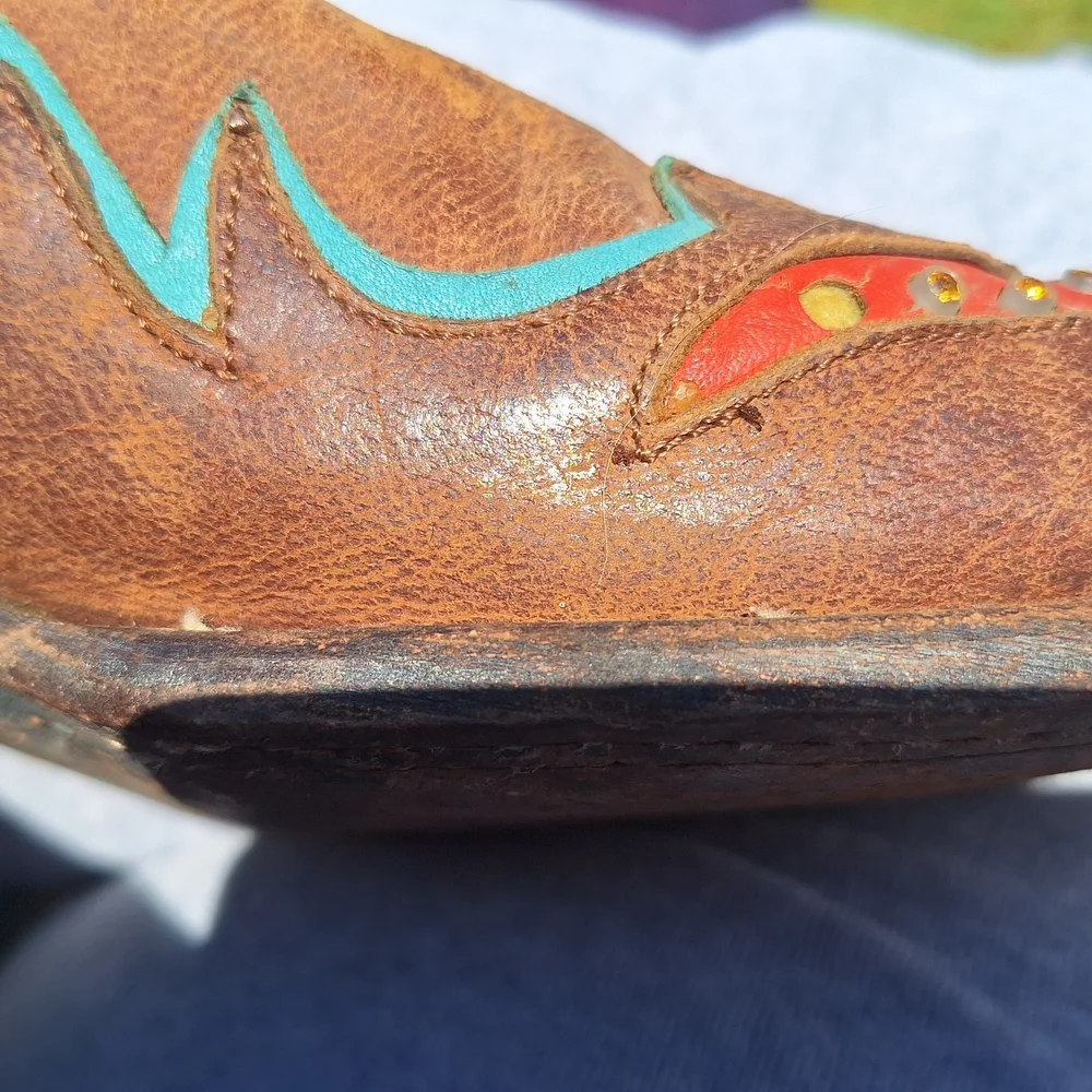 Ariat Quincy Bronco Boots Billie Red 7.5 Painted Cowgirl Western Cowboy Rare - Picture 12 of 15